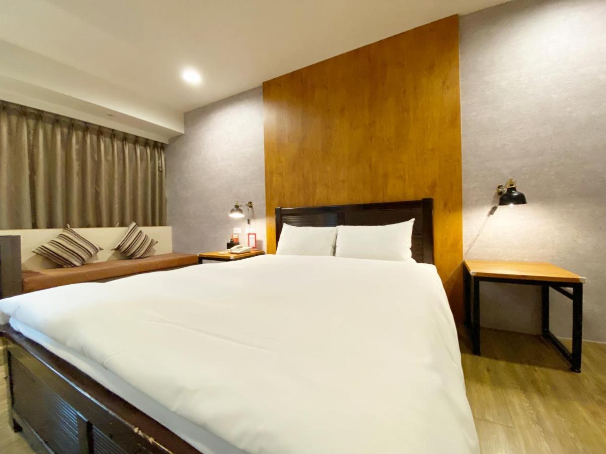 Taichung Old F Hotel Екстериор снимка